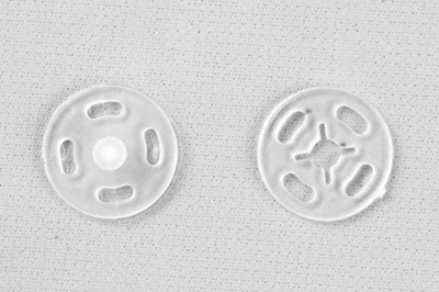 Кнопки пришивные пластиковые 13 мм, блистер 24шт, цв.-прозрачные - купить в Оренбурге. Цена: 62.27 руб.