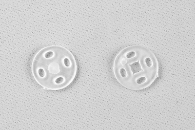 Кнопки пришивные пластиковые 10 мм, блистер 24шт, цв.-прозрачные - купить в Оренбурге. Цена: 48.41 руб.